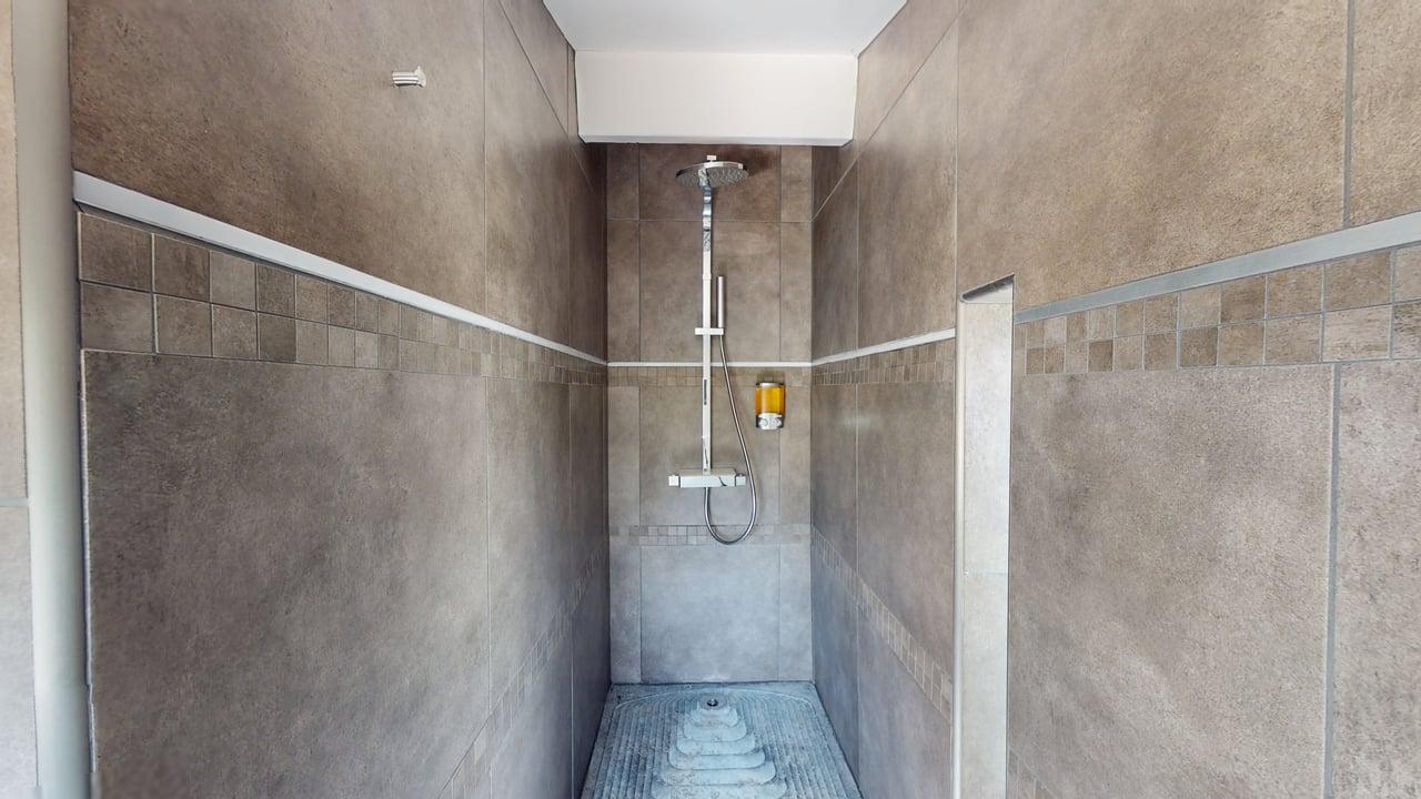 Séjour Villa CUBIC espace ouvert lumineux terrasse Casa Dina